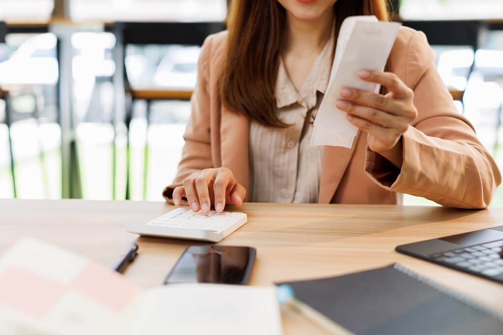 Reconcile Bank And Card Transactions Every Month Without Fail