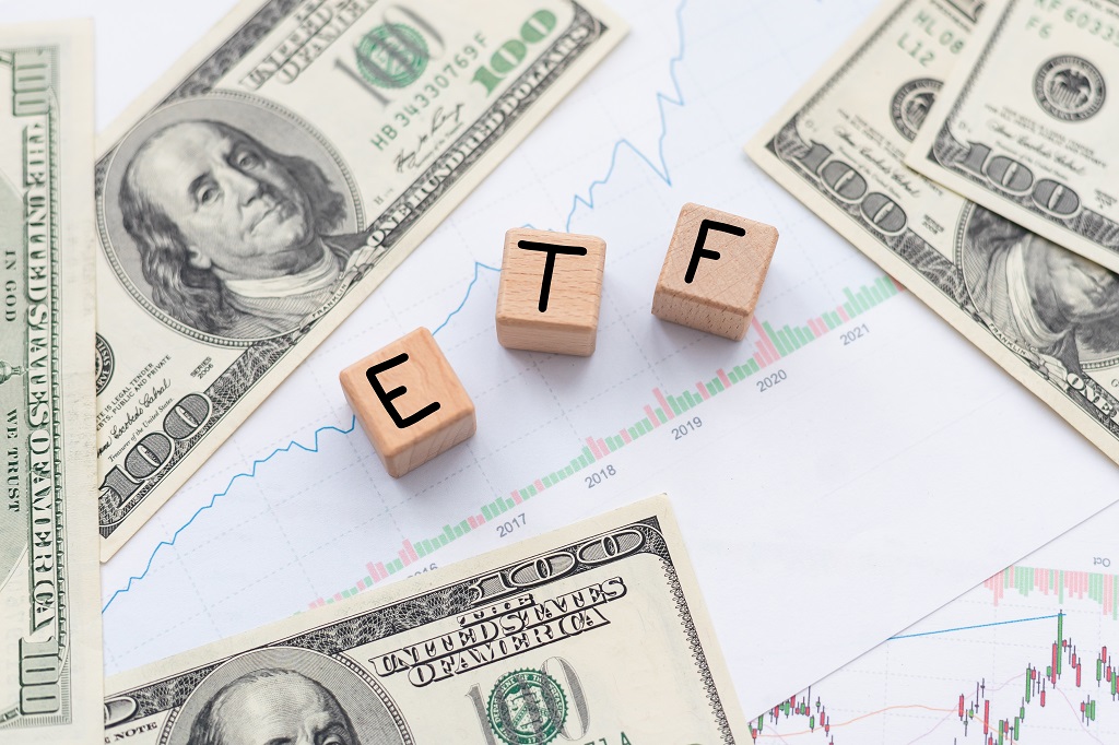 Dividend Aristocrat ETFs or High Quality Dividend Funds
