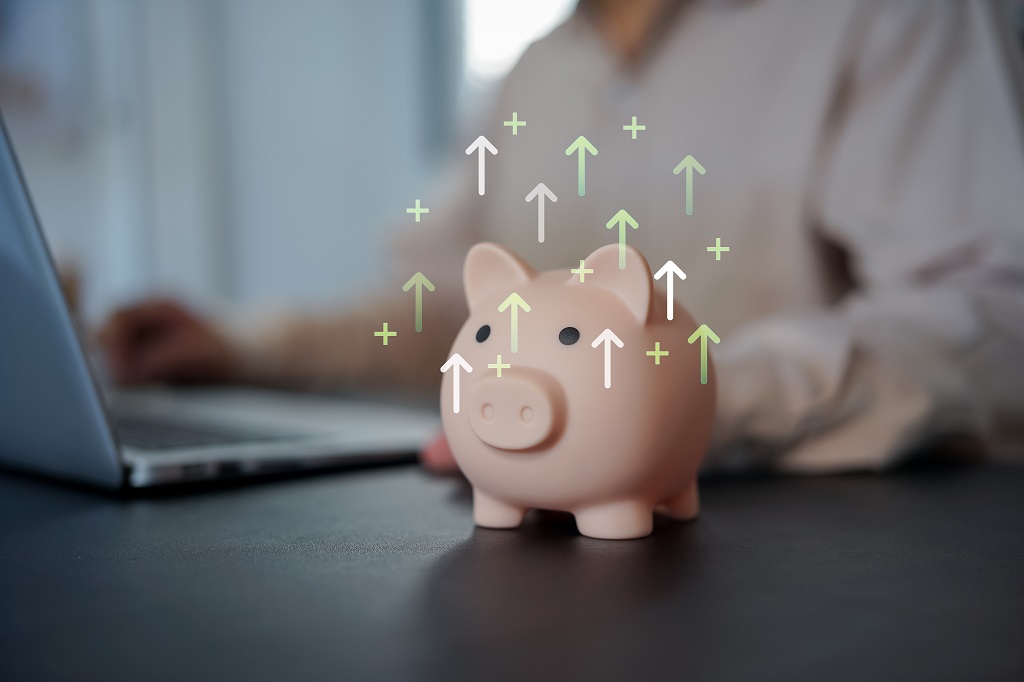 How to Build a Low Risk Savings Strategy