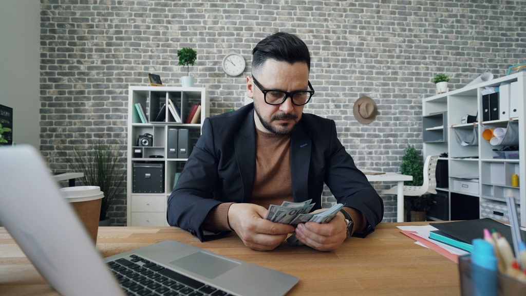 Managing Retirement Savings And Contributions